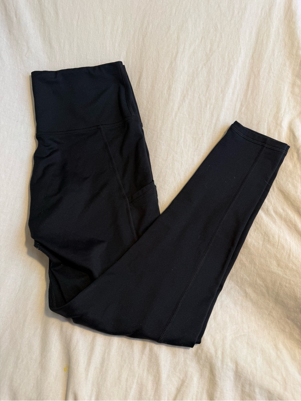 OFFLINE by aerie Black High-Rise Active Leggings with side pockets - Size L